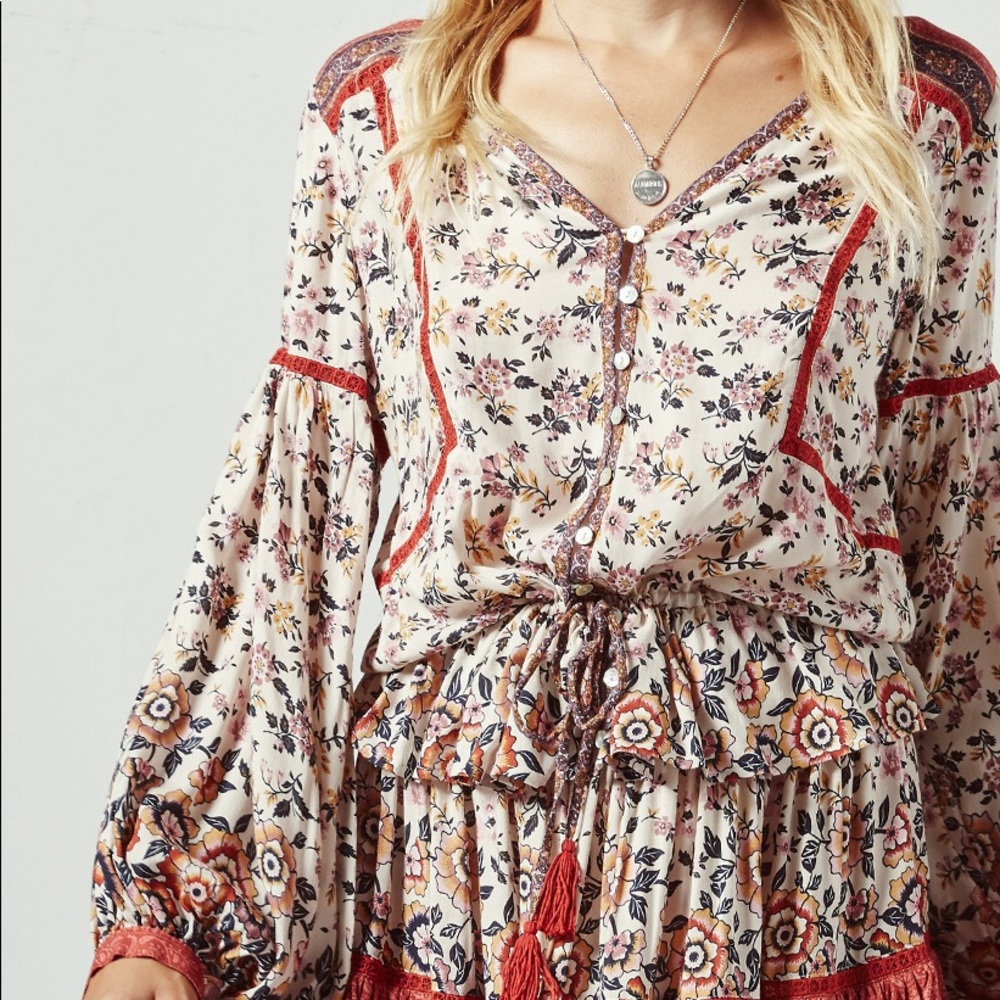 Elle Blouse